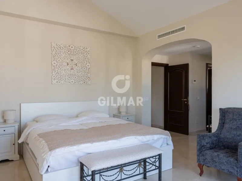 Villa in Marbella Este - Málaga
