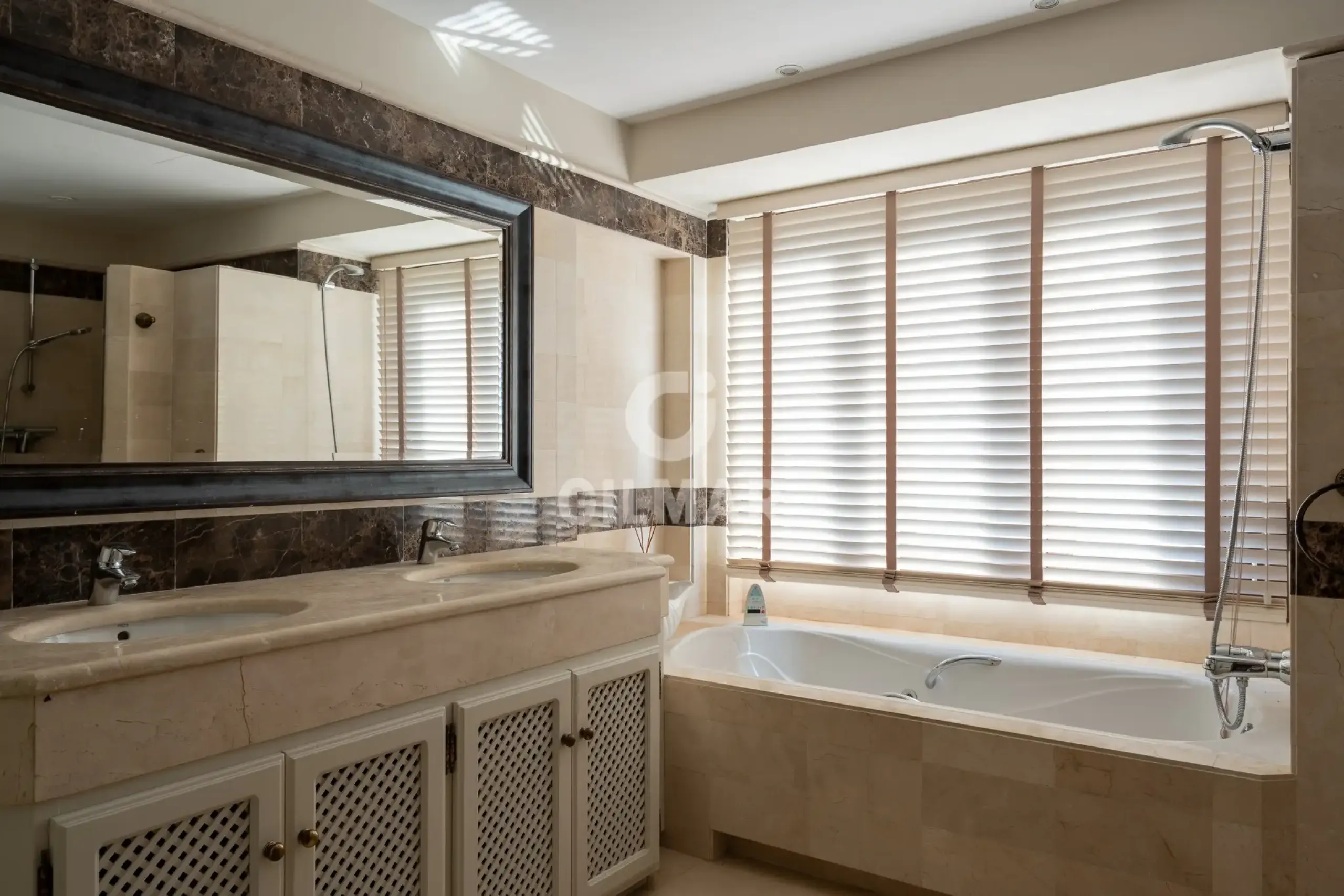 Villa in Marbella Este - Málaga