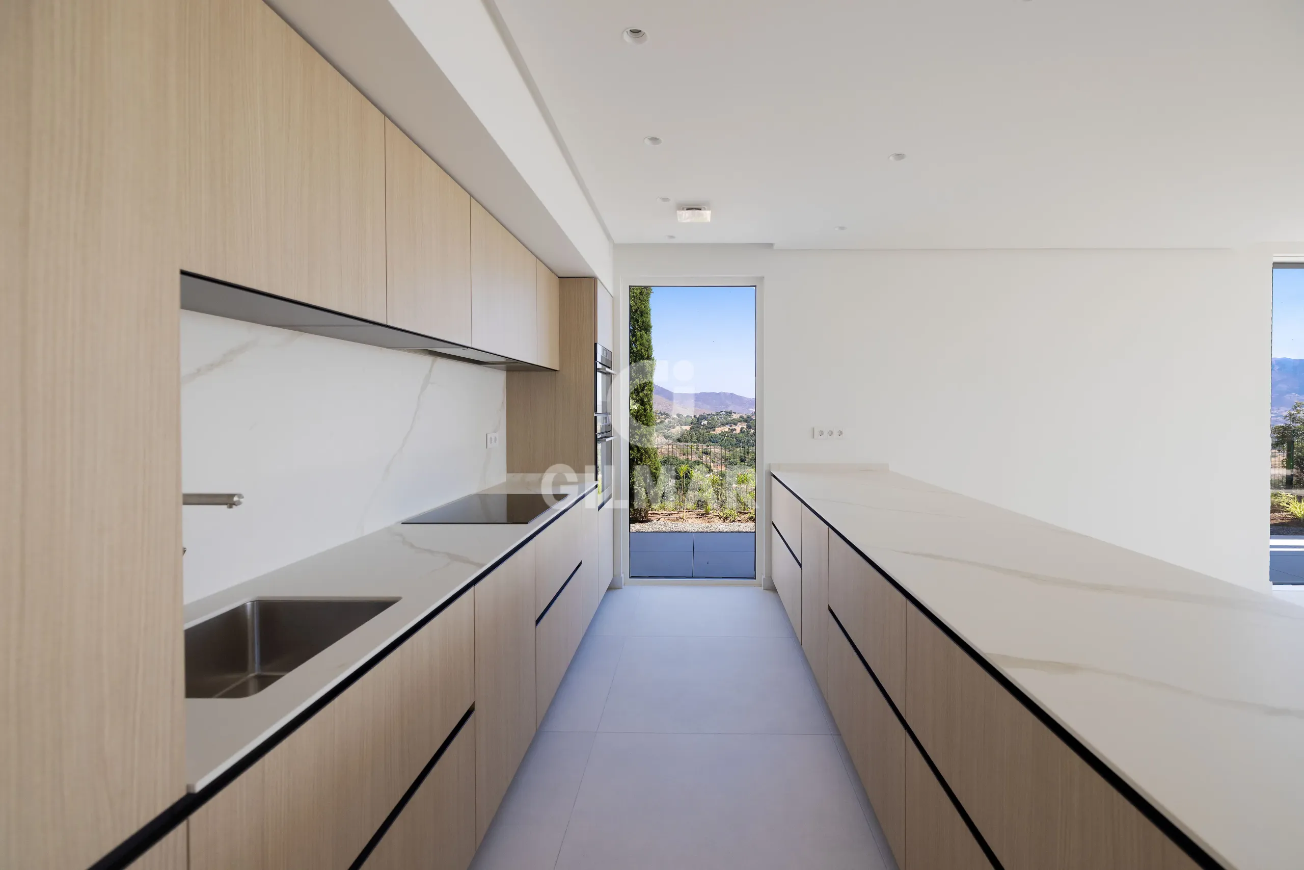 Ground floor apartment in Marbella Este - Málaga