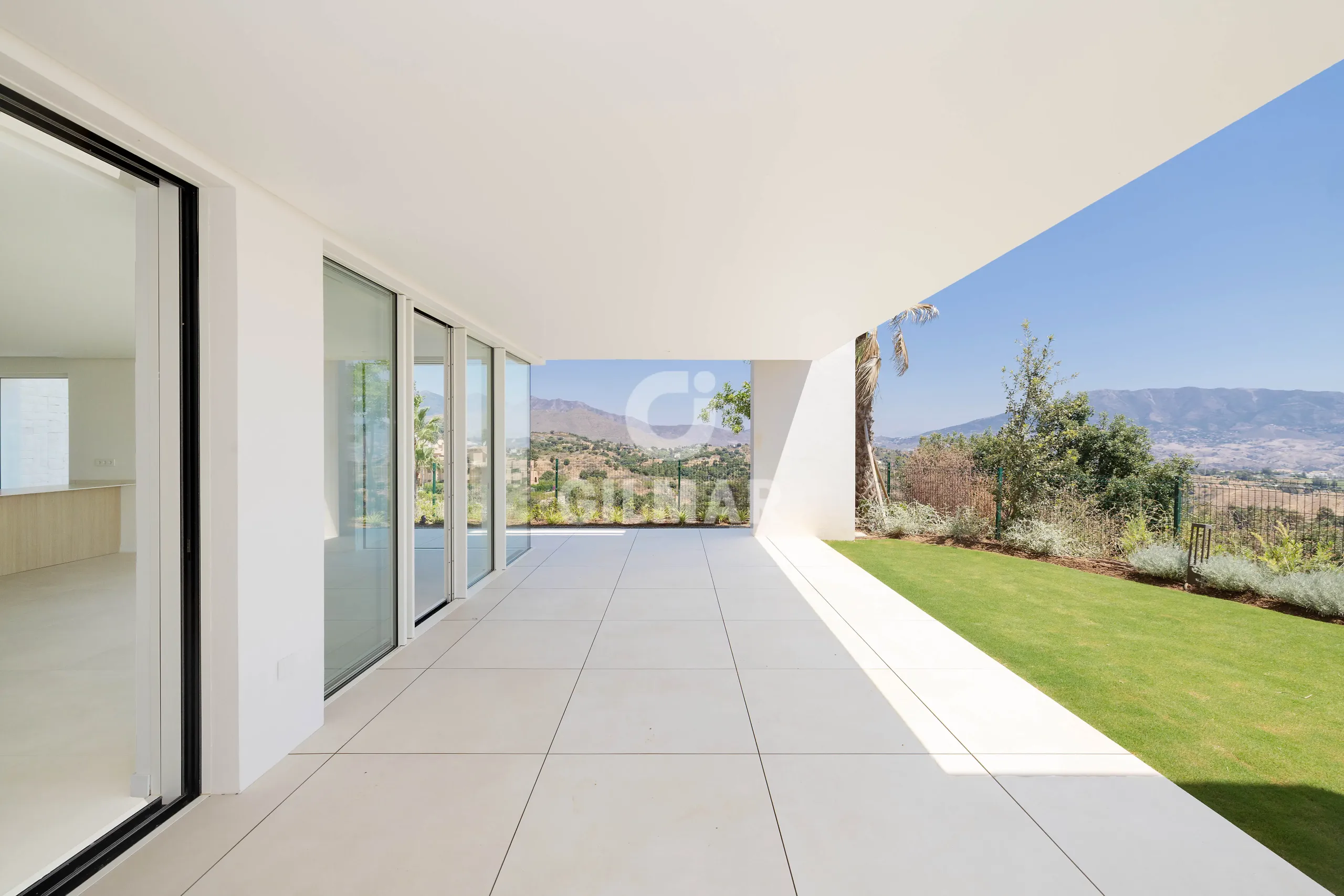 Ground floor apartment in Marbella Este - Málaga
