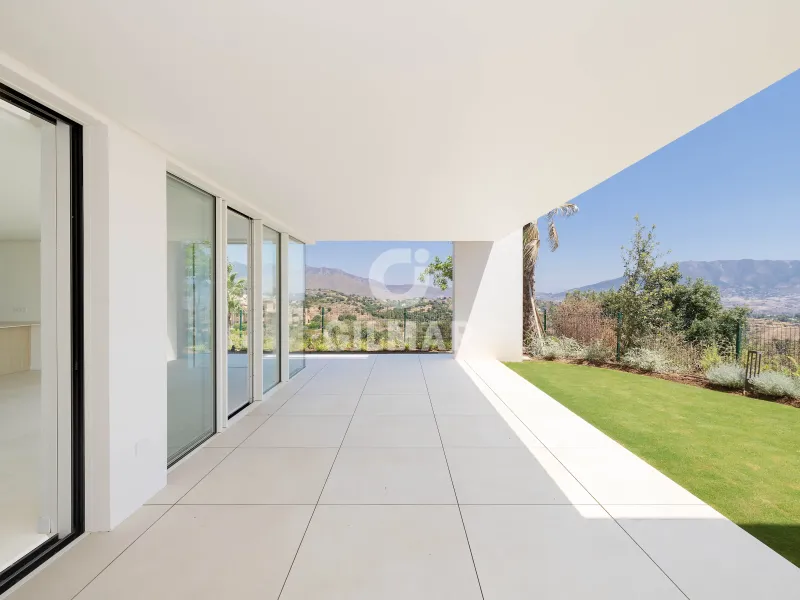 Ground floor apartment in Marbella Este - Málaga