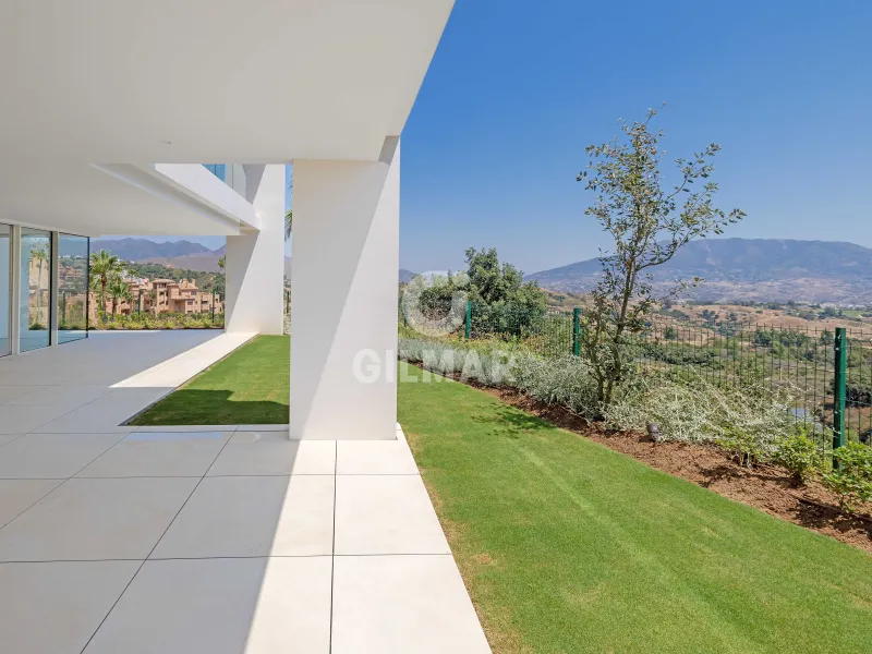 Ground floor apartment in Marbella Este - Málaga