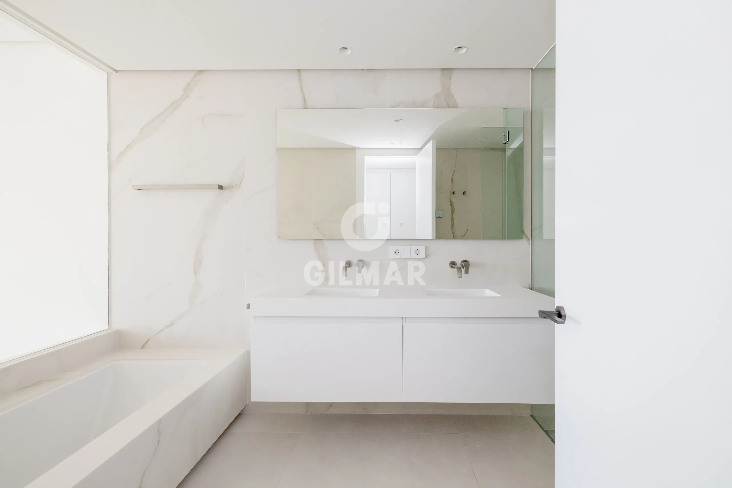 Ground floor apartment in Marbella Este - Málaga