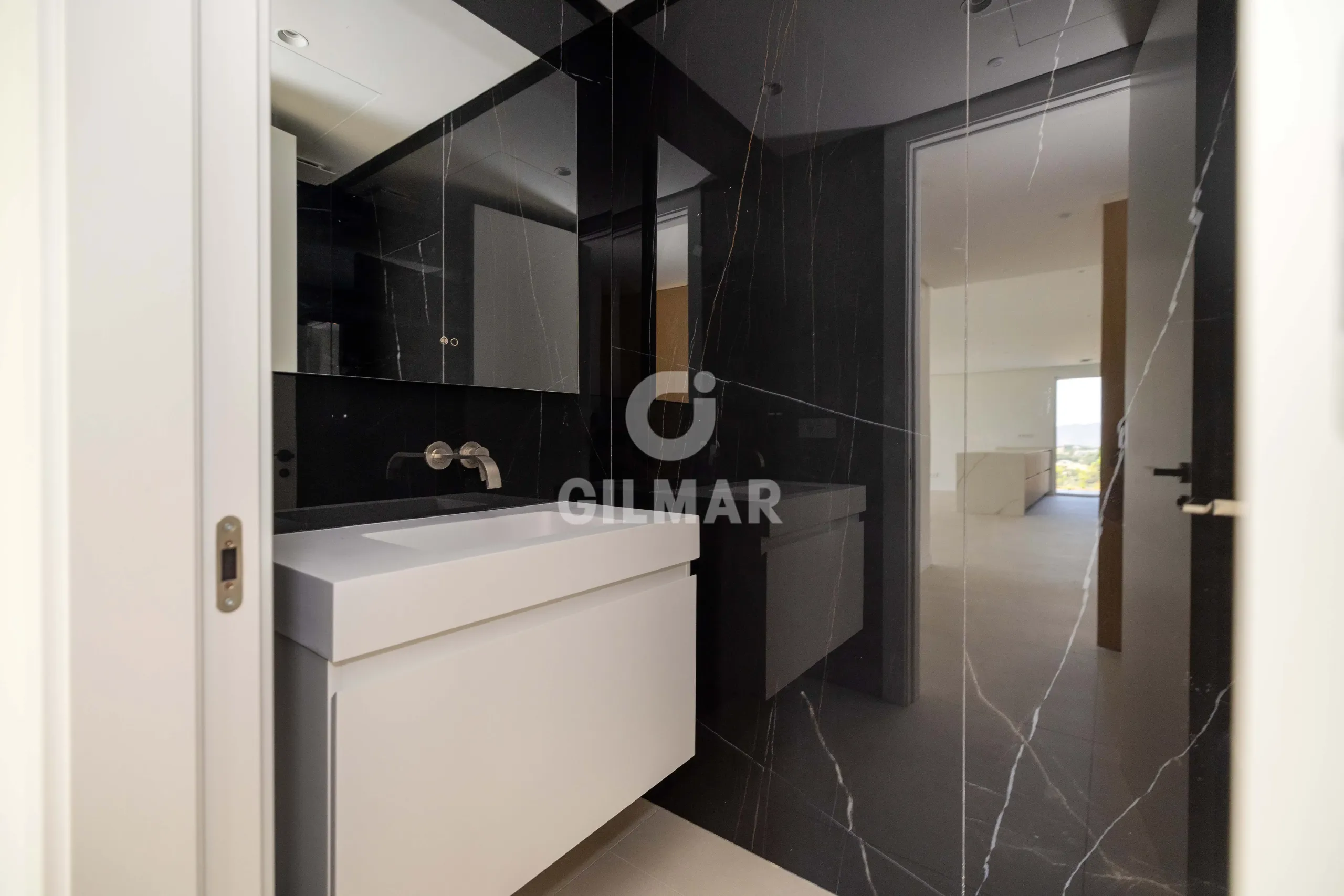 Ground floor apartment in Marbella Este - Málaga
