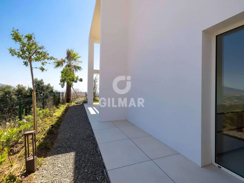 Ground floor apartment in Marbella Este - Málaga