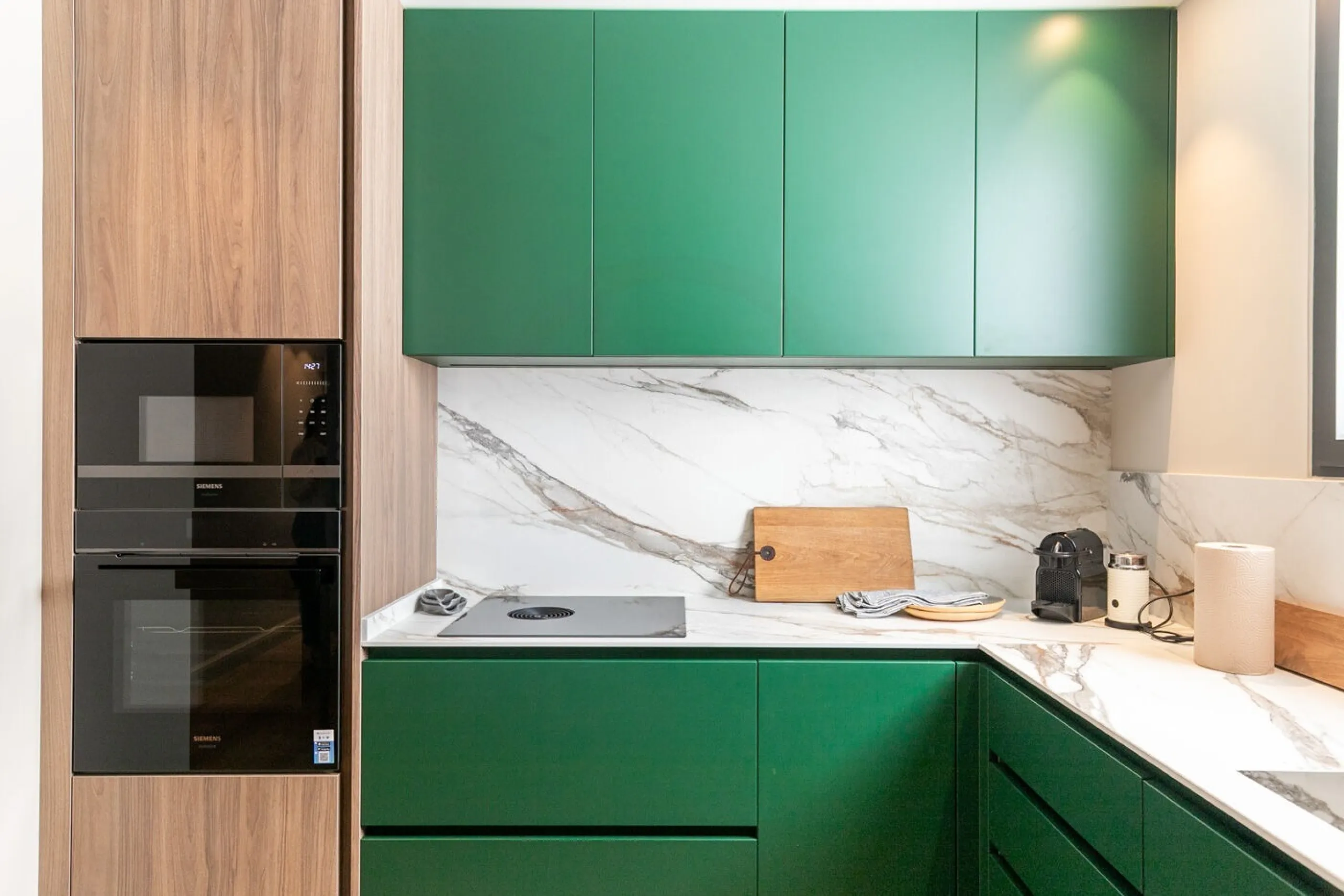 Stylish Renovated Penthouse in the Heart of Eixample Esquerra, Barcelona
