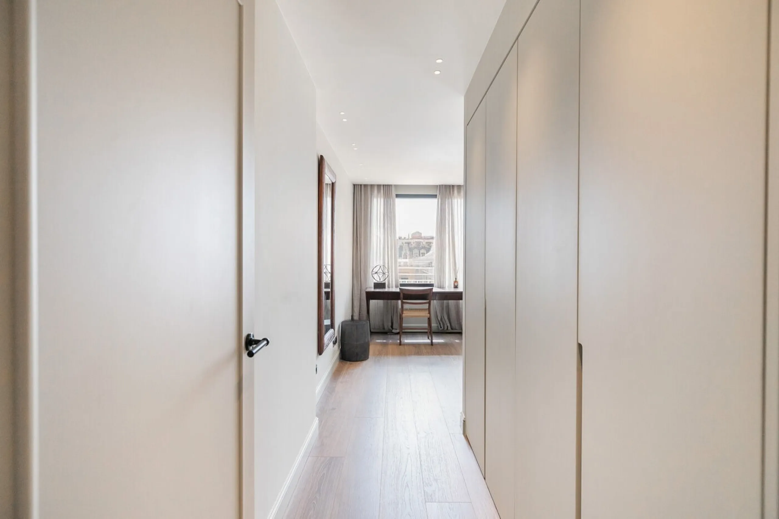 Stylish Renovated Penthouse in the Heart of Eixample Esquerra, Barcelona