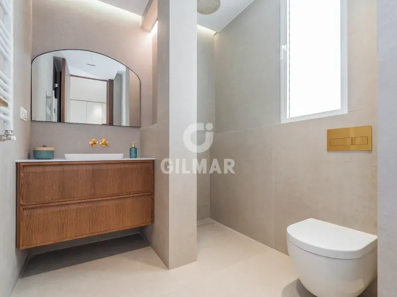 Apartment in Goya - Madrid