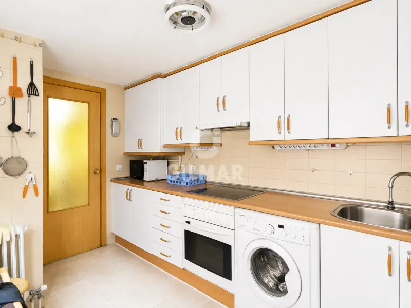 Apartment in Barrio del Pilar - Madrid