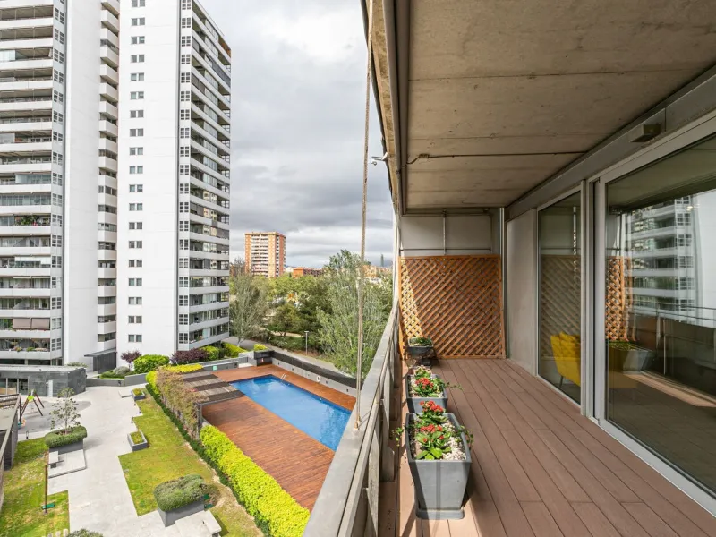 Upgraded Apartment in the Prestigious Illa del Cel Complex, Diagonal Mar, Barcelona