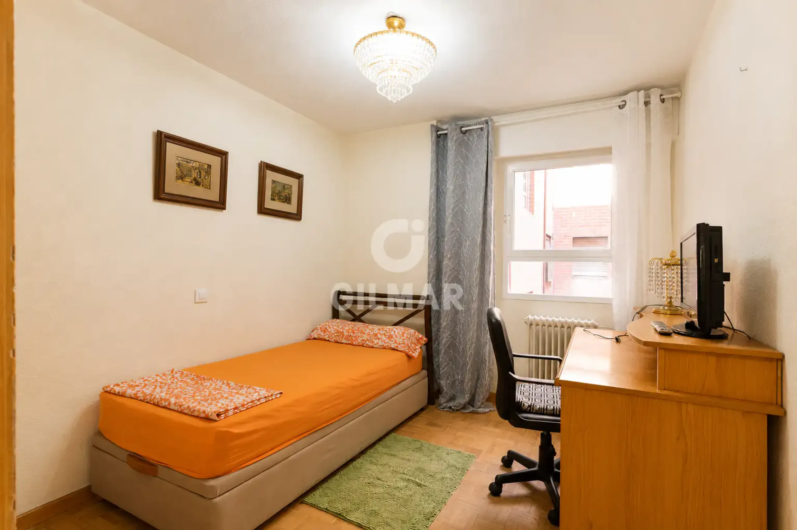 Apartment in Barrio del Pilar - Madrid