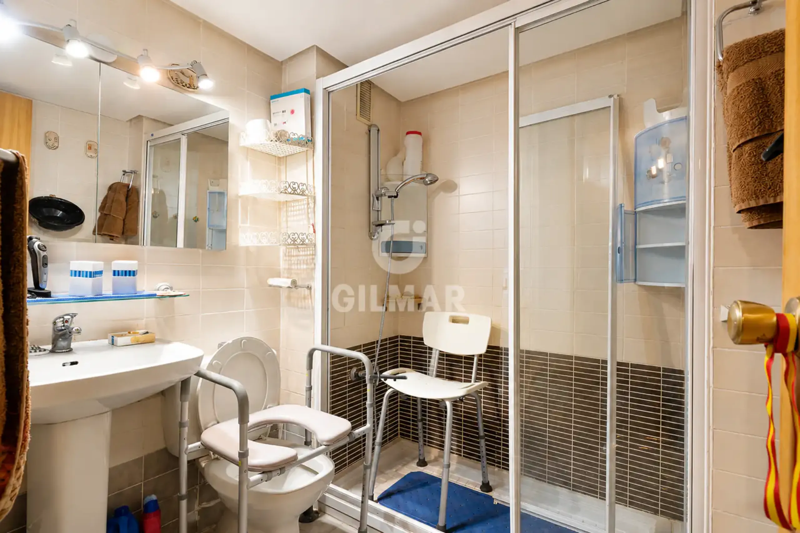 Apartment in Barrio del Pilar - Madrid