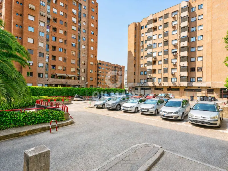 Apartment in Barrio del Pilar - Madrid