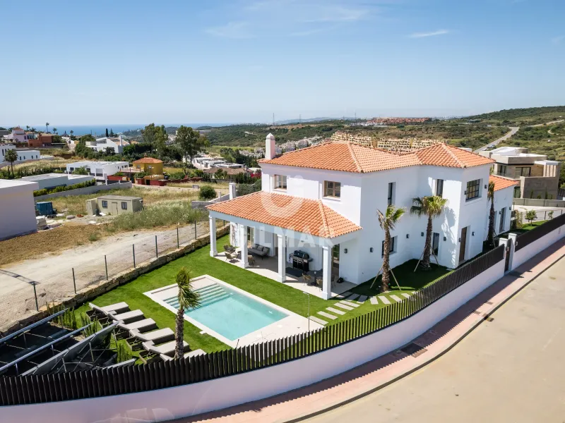 Villa in Estepona Oeste - Málaga