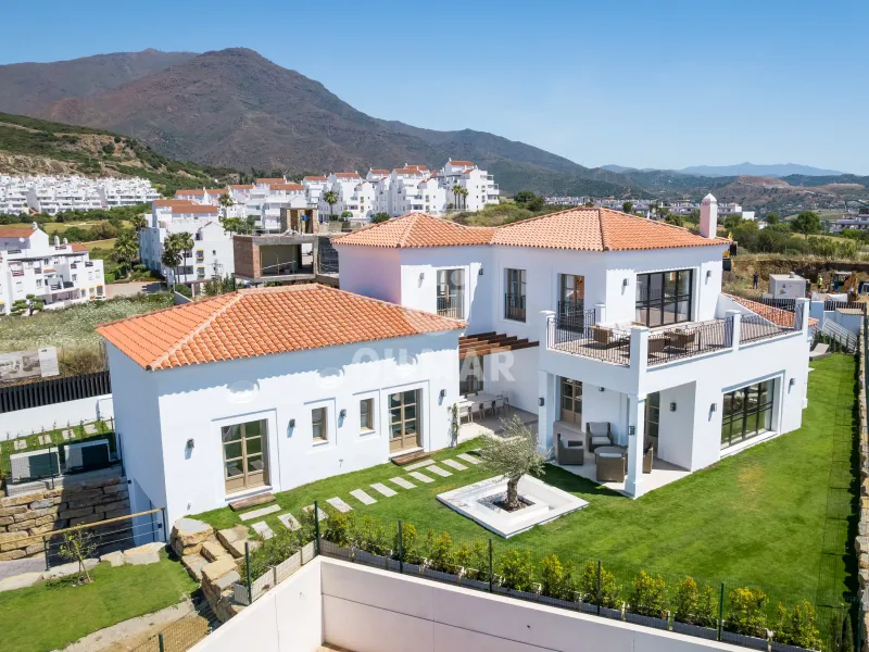 Villa in Estepona Oeste - Málaga