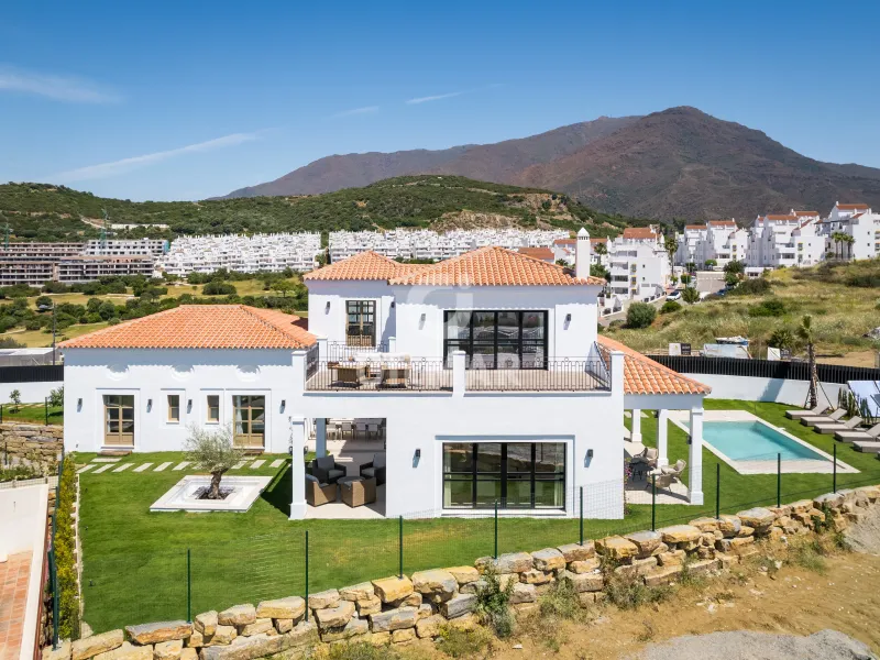 Villa in Estepona Oeste - Málaga