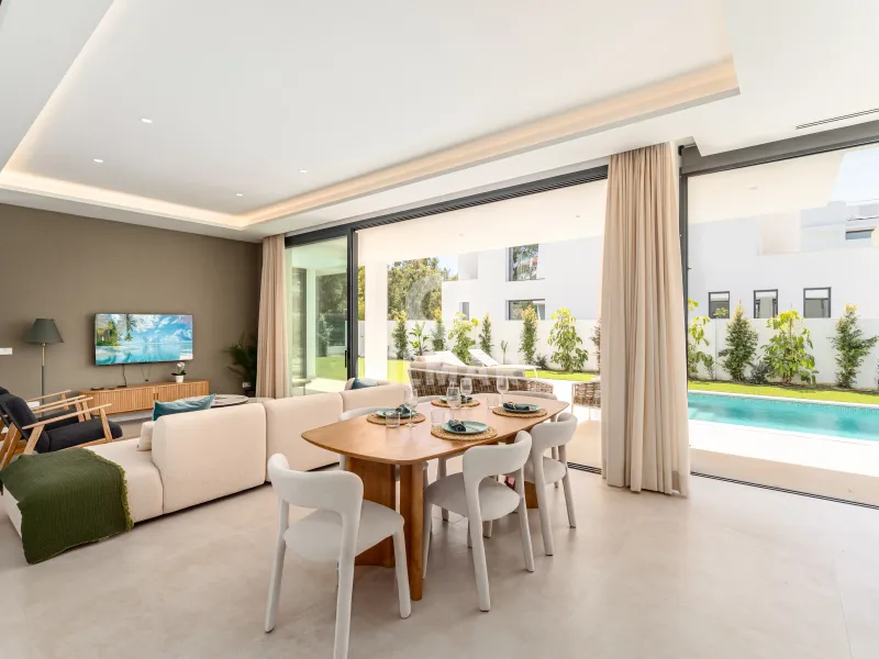 Villa in Estepona Este - Málaga