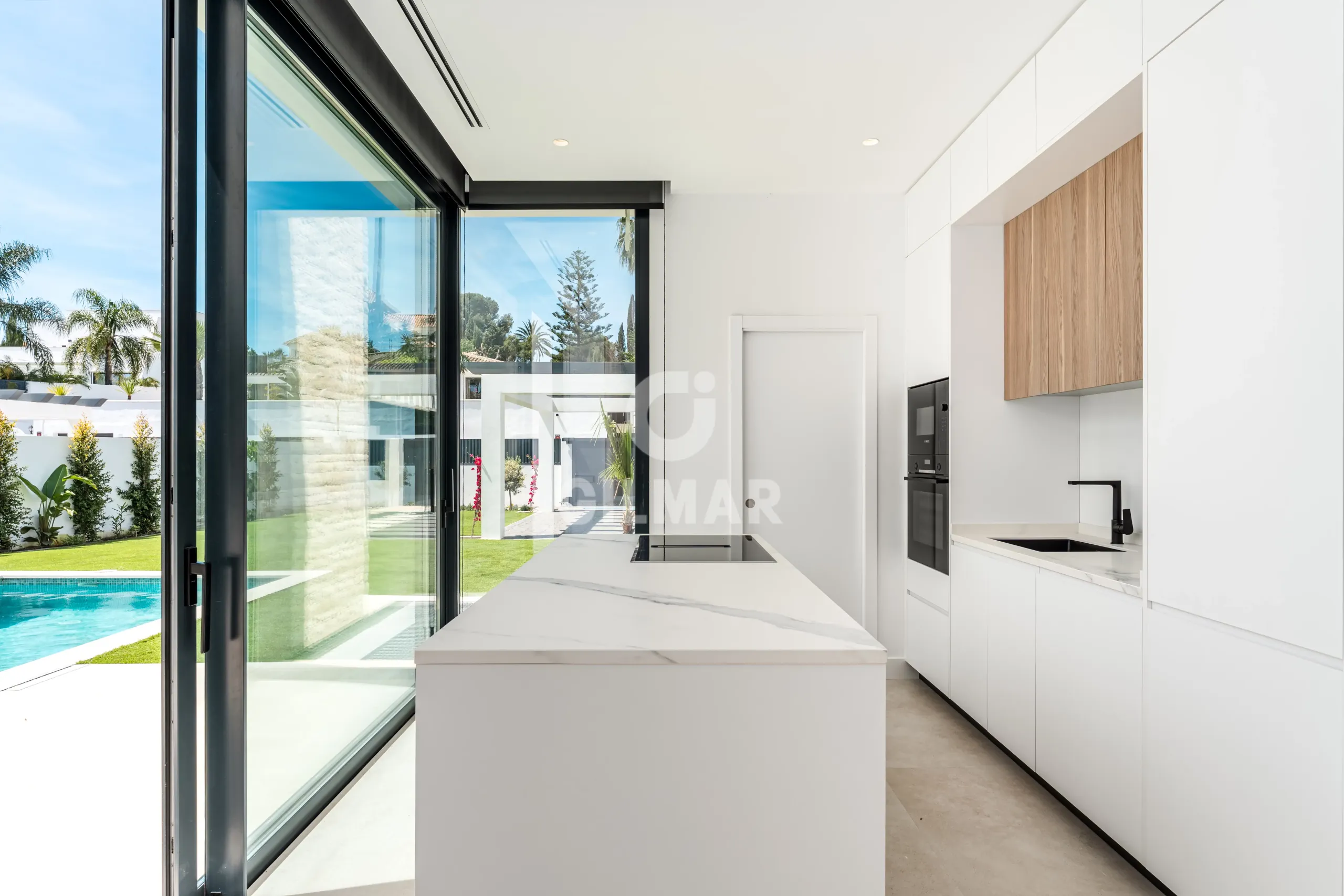 Villa in Estepona Este - Málaga