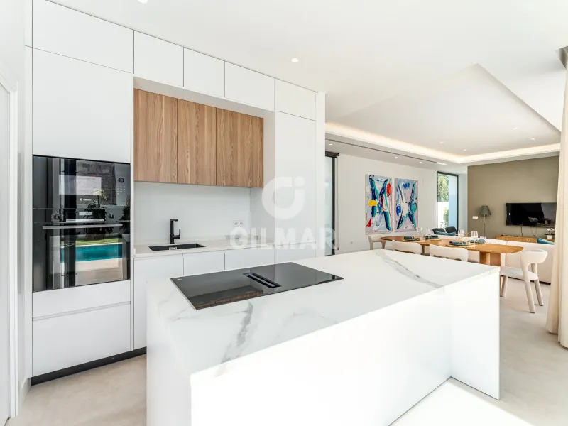 Villa in Estepona Este - Málaga