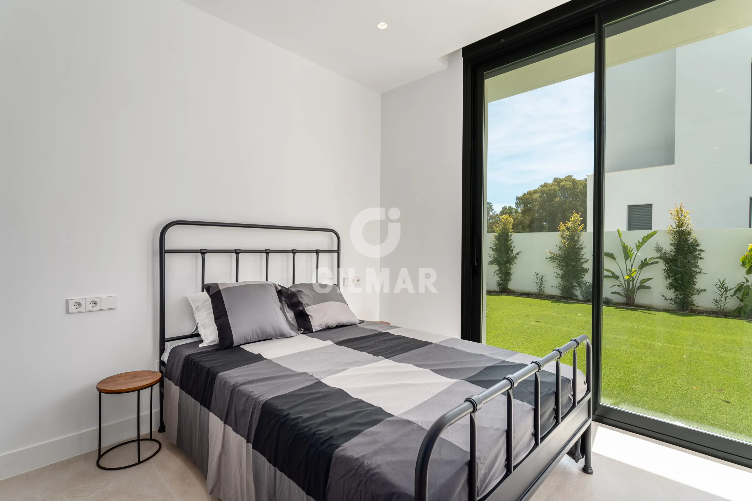 Villa in Estepona Este - Málaga
