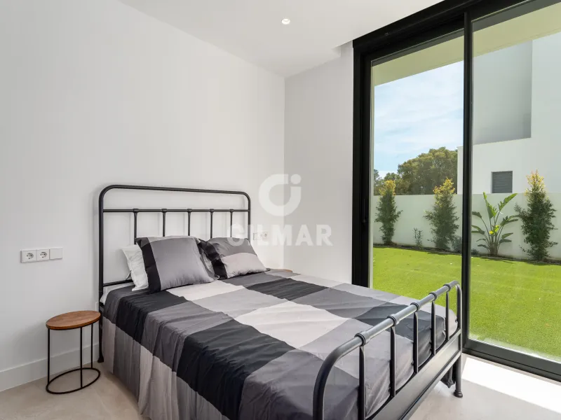 Villa in Estepona Este - Málaga
