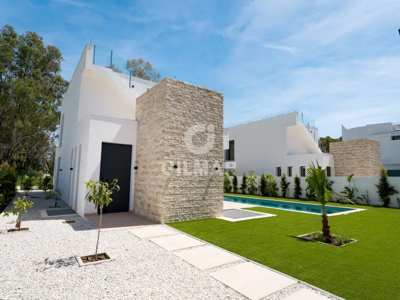 Villa in Estepona Este - Málaga