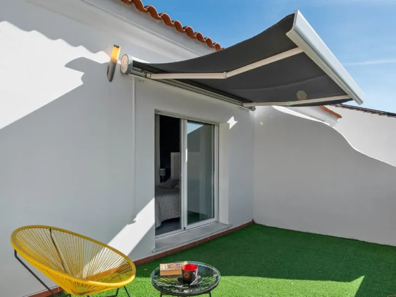 House - Semi-Detached House в продаже в Marbella, Málaga. В доме 6 спален и 4 ванных комнат. Площадь дома 358 м²