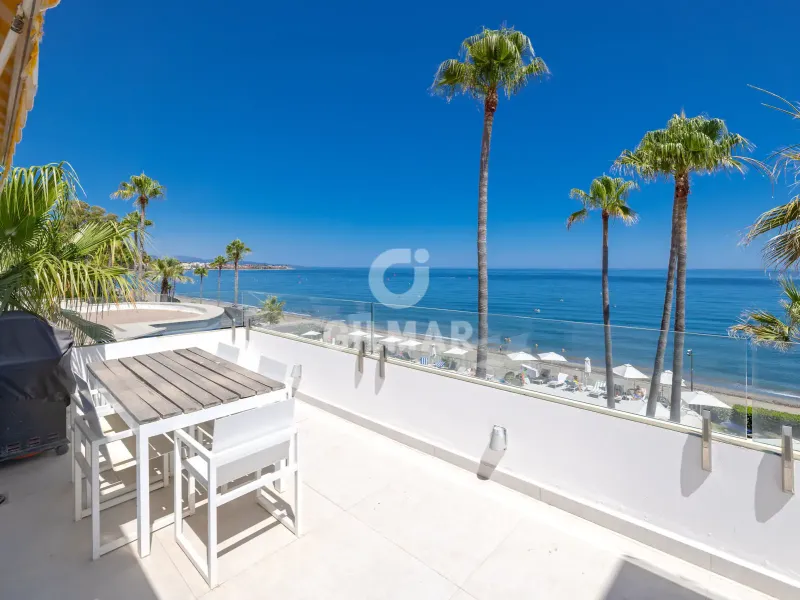 Penthouse in Estepona Este - Málaga