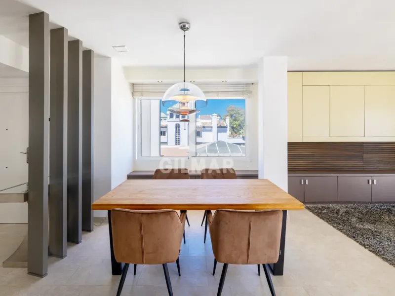 Penthouse in Estepona Este - Málaga