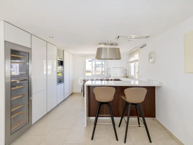 Penthouse in Estepona Este - Málaga