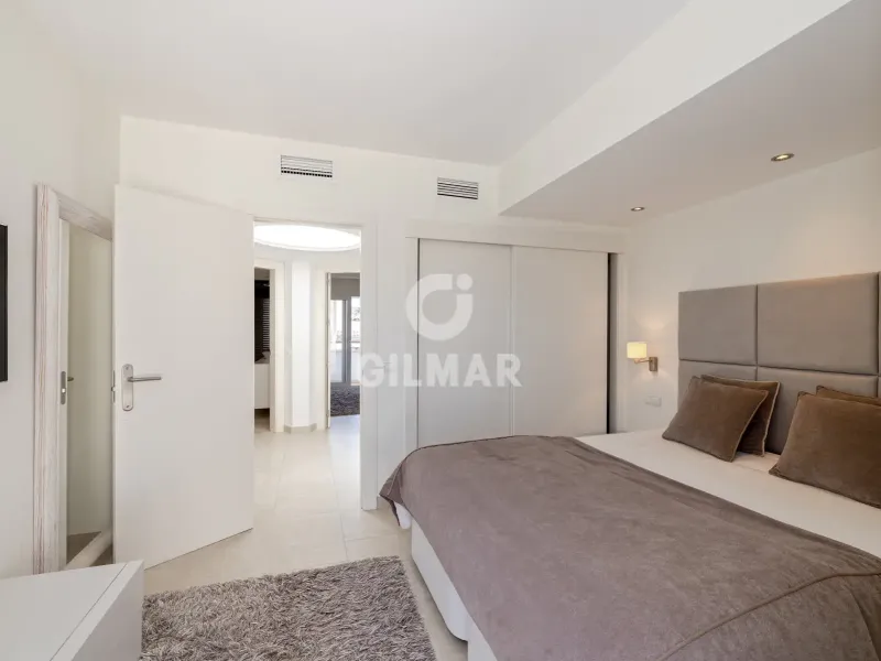 Penthouse in Estepona Este - Málaga