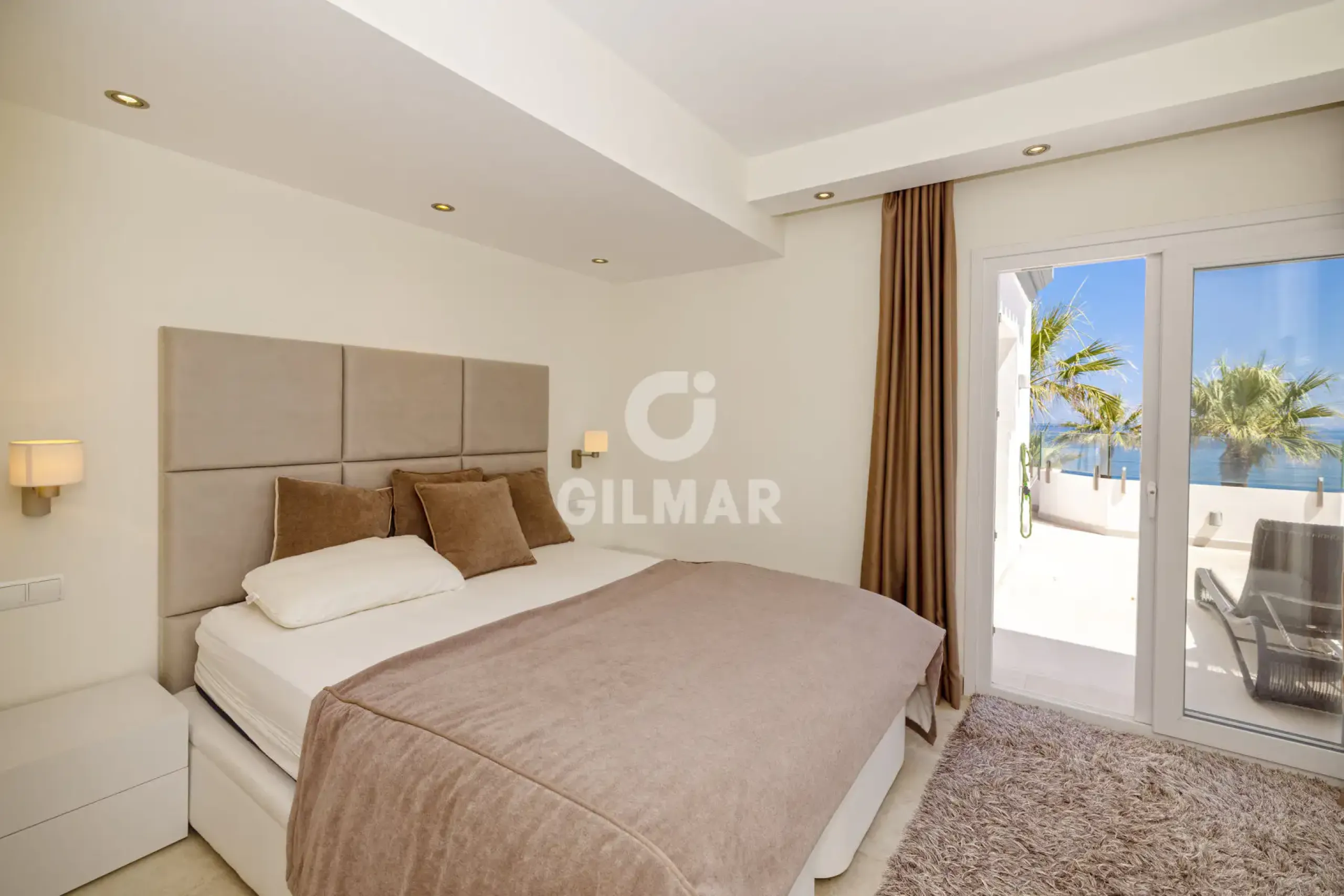 Penthouse in Estepona Este - Málaga