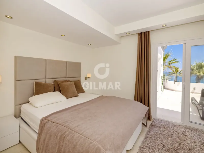 Penthouse in Estepona Este - Málaga