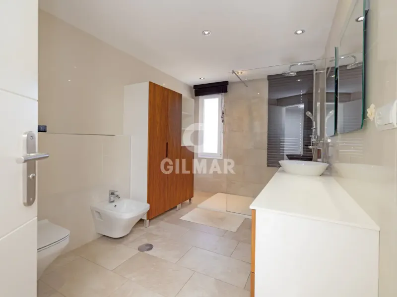 Penthouse in Estepona Este - Málaga