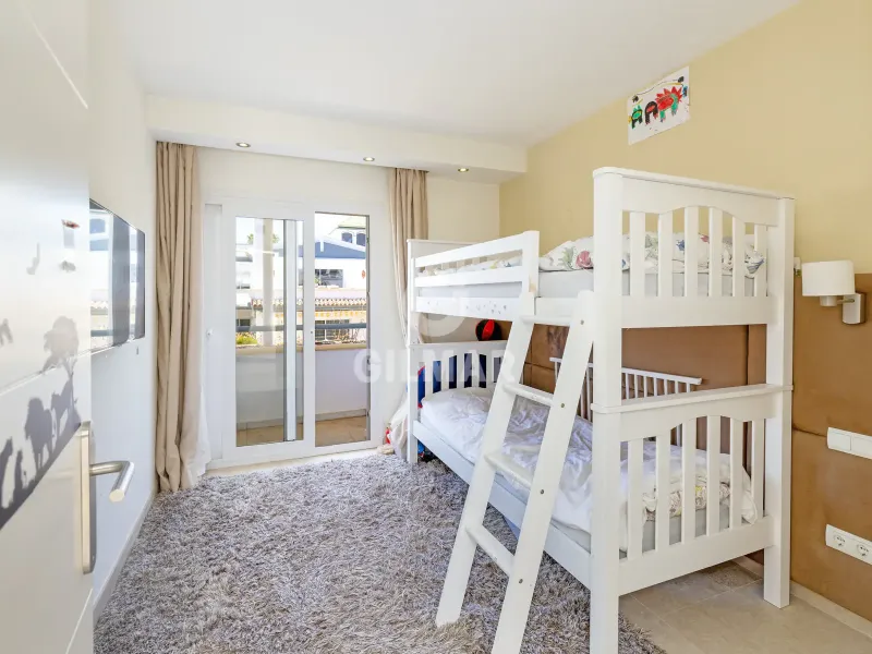 Penthouse in Estepona Este - Málaga