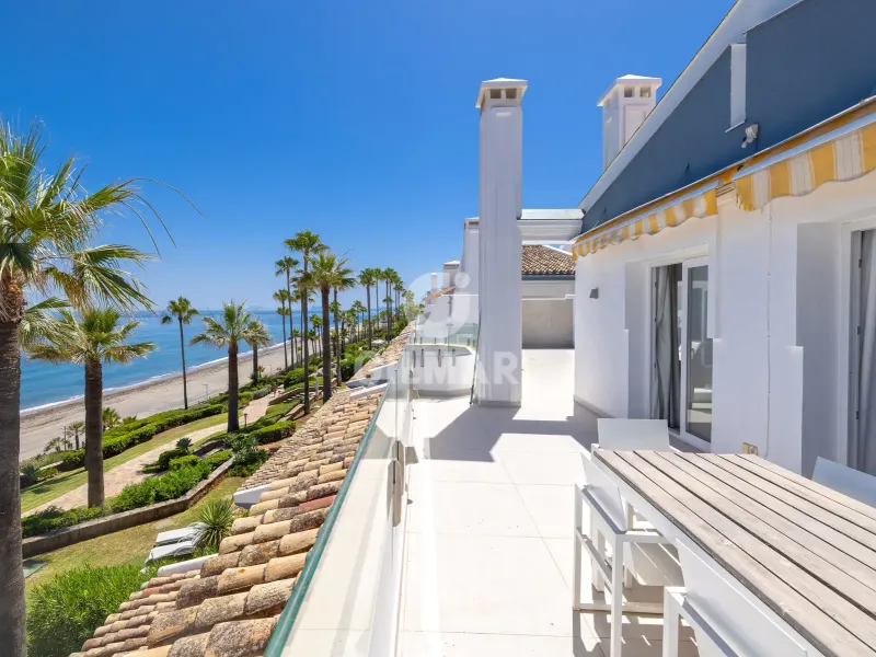 Penthouse in Estepona Este - Málaga