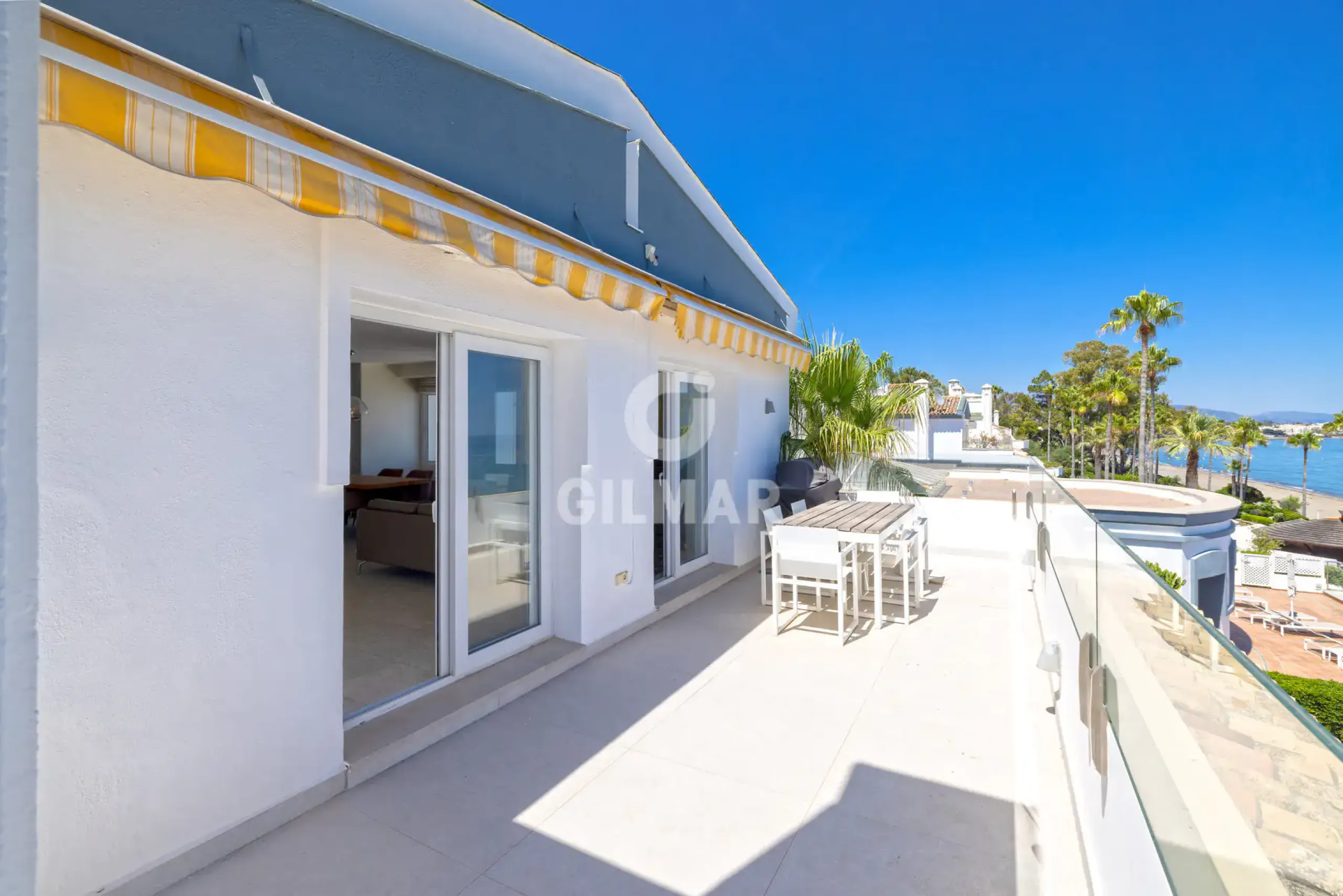 Penthouse in Estepona Este - Málaga