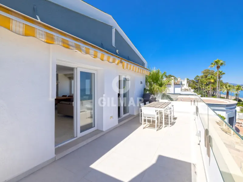 Penthouse in Estepona Este - Málaga