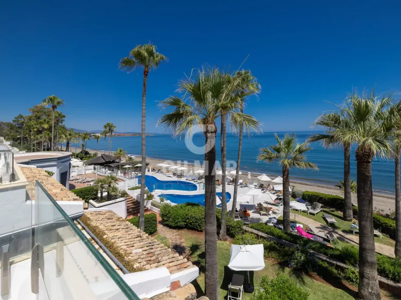 Penthouse in Estepona Este - Málaga