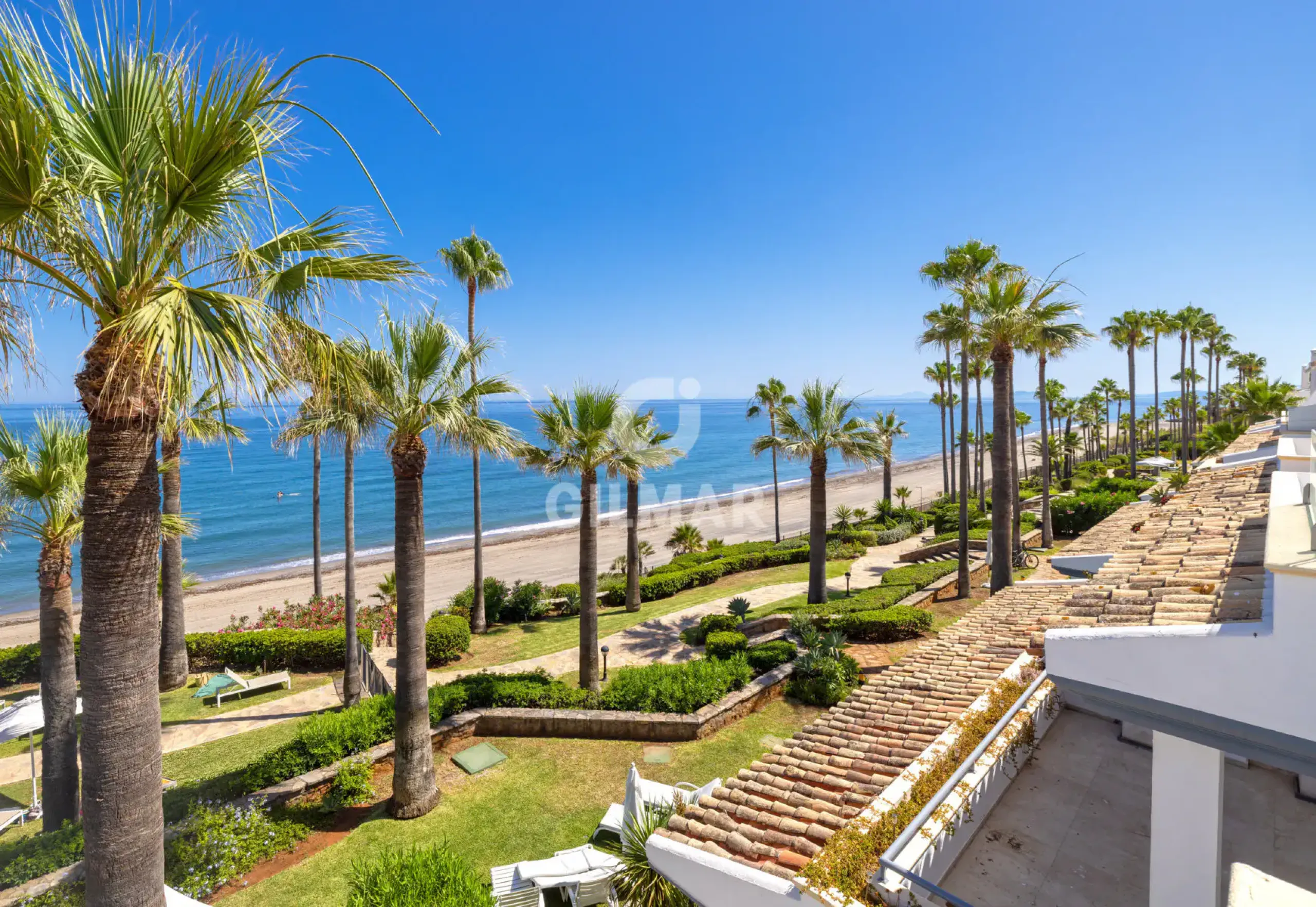Penthouse in Estepona Este - Málaga