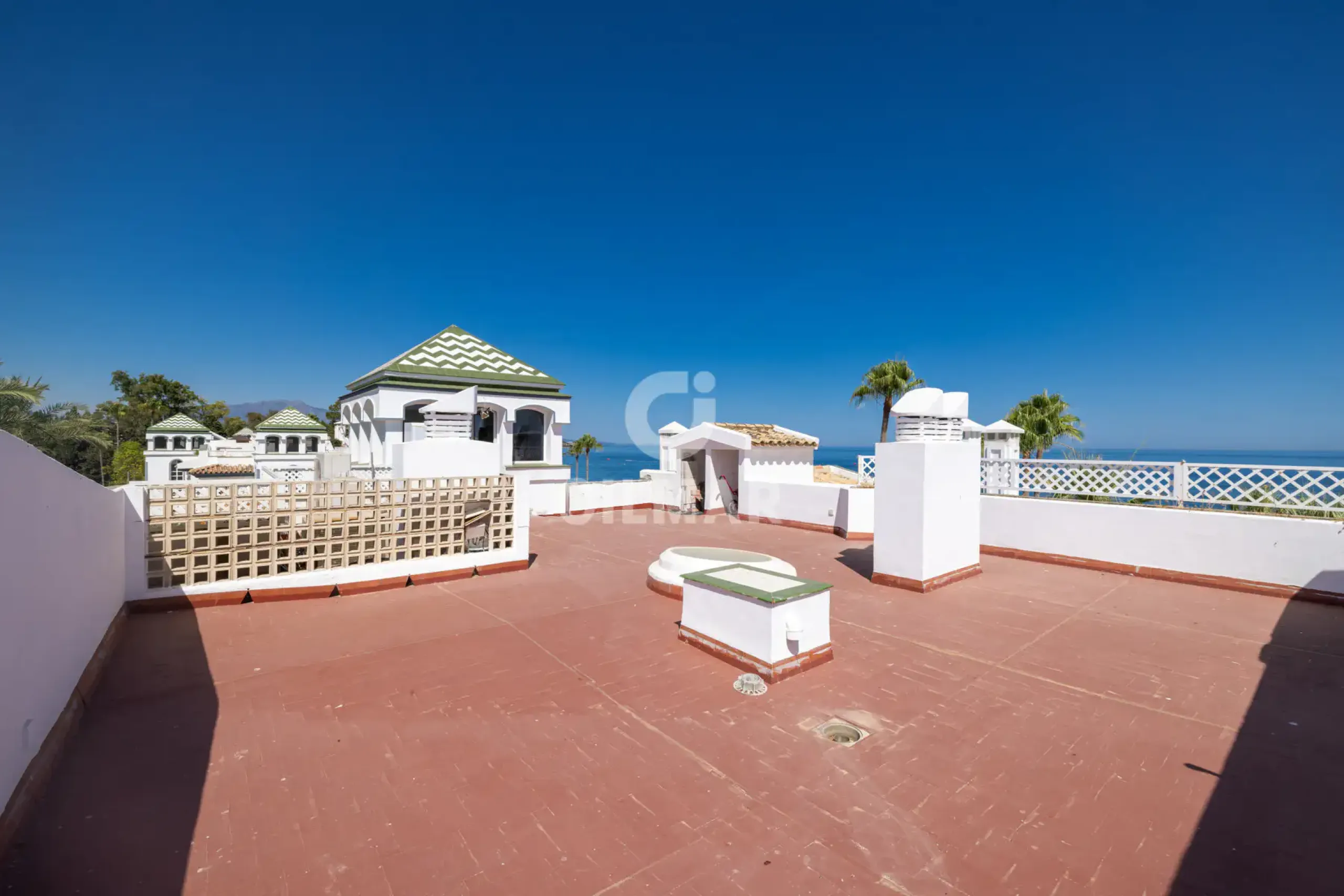 Penthouse in Estepona Este - Málaga