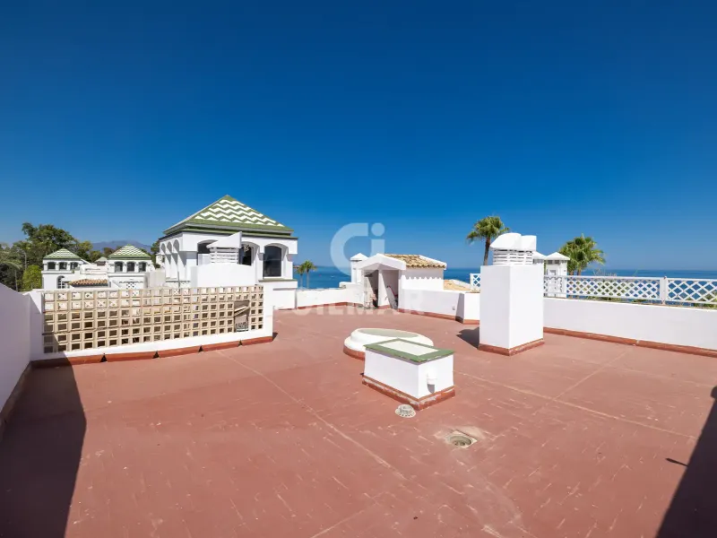 Penthouse in Estepona Este - Málaga