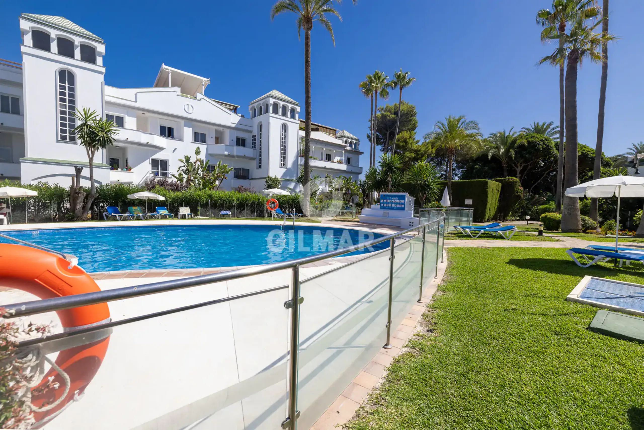 Penthouse in Estepona Este - Málaga