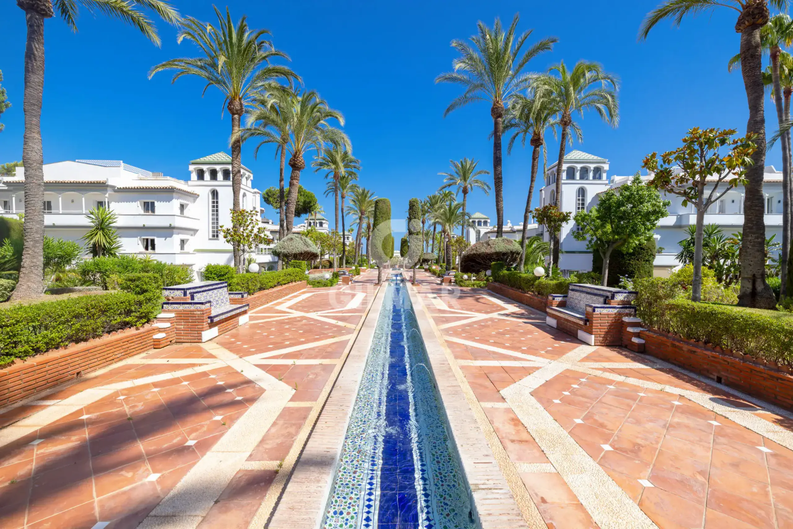 Penthouse in Estepona Este - Málaga