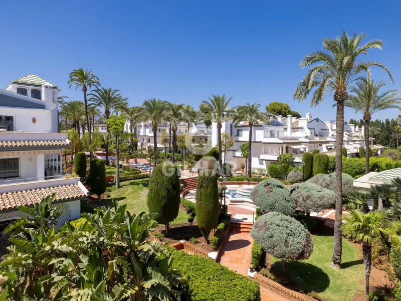 Penthouse in Estepona Este - Málaga