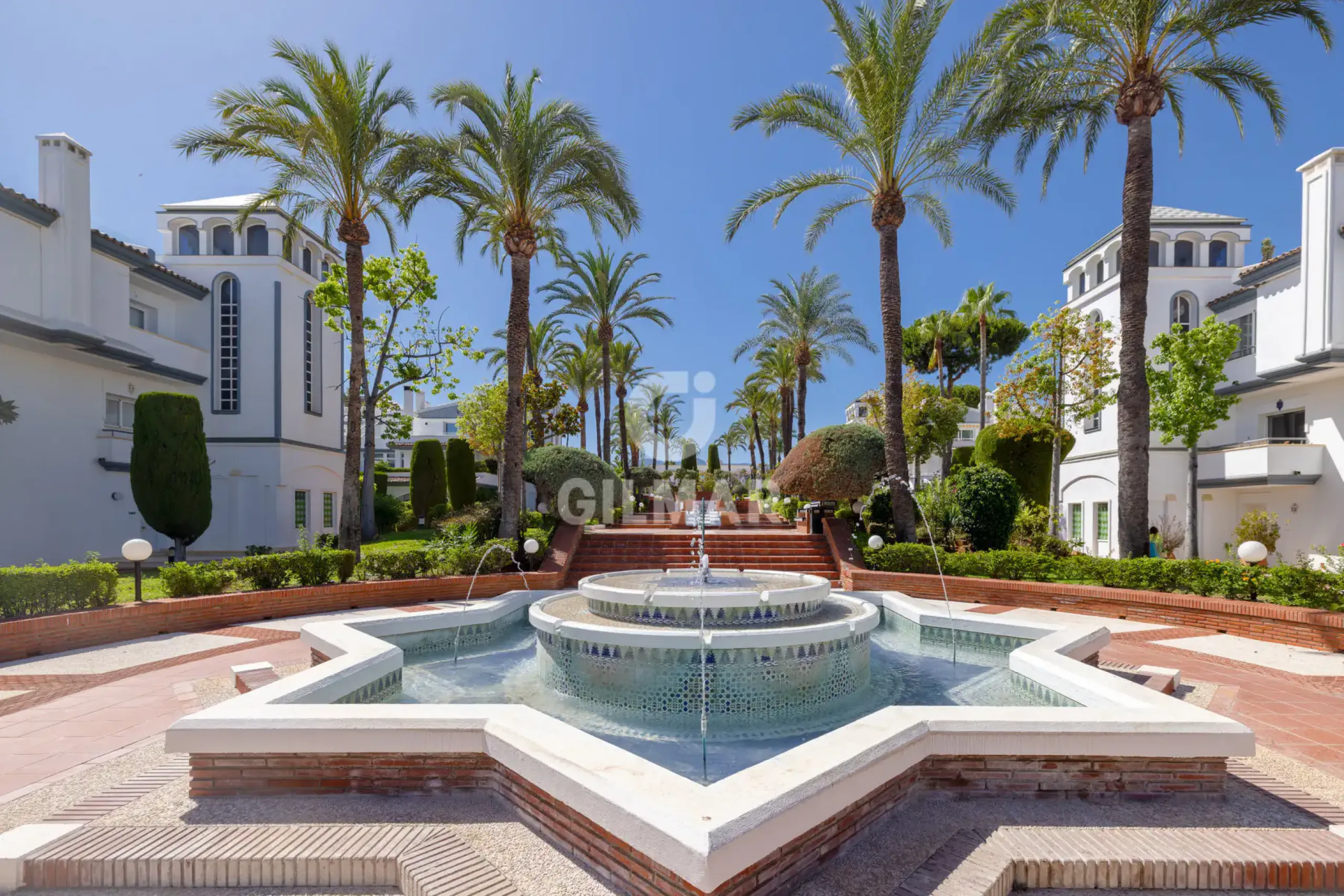 Penthouse in Estepona Este - Málaga
