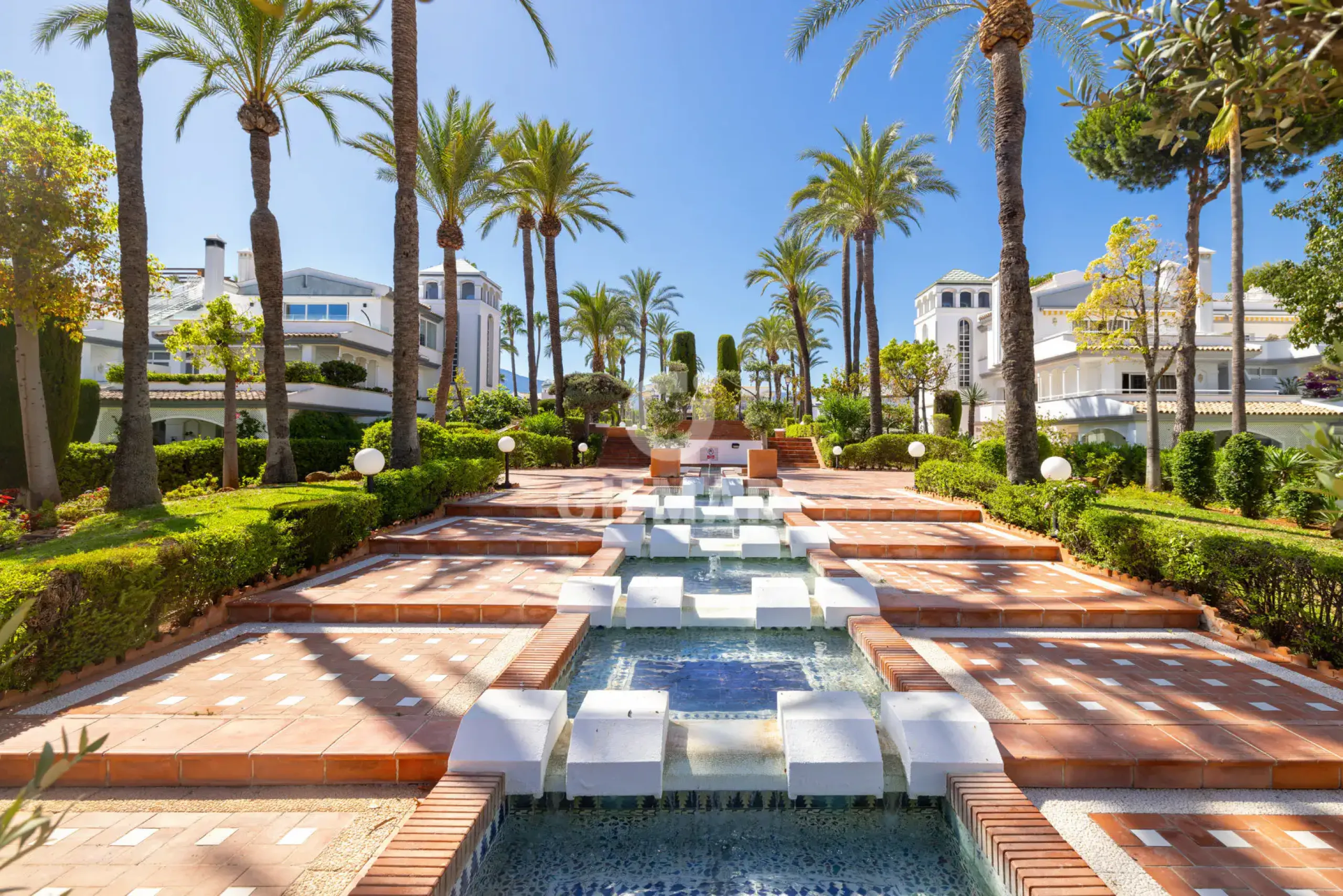 Penthouse in Estepona Este - Málaga