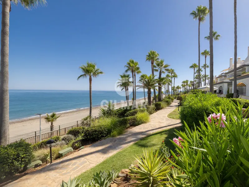 Penthouse in Estepona Este - Málaga
