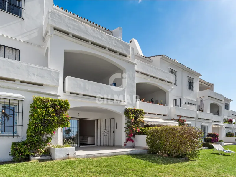 Apartment in Nueva Andalucía - Málaga