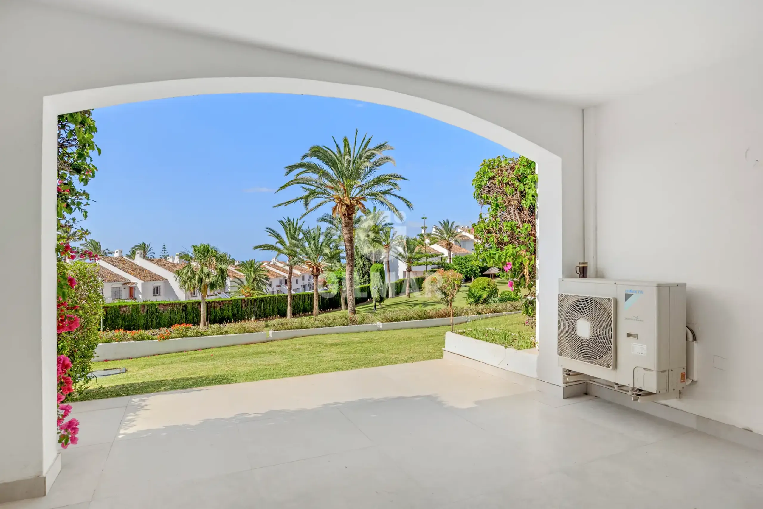 Apartment in Nueva Andalucía - Málaga